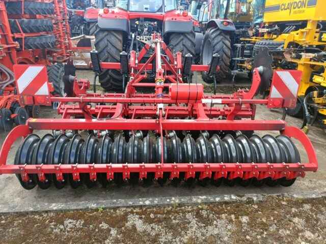 GM035914 NEW HORSCH JOKER 3CT CULTIVATOR