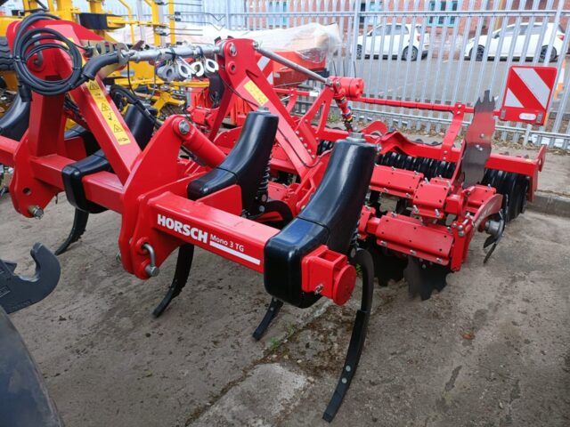 GM035914 NEW HORSCH JOKER 3CT CULTIVATOR