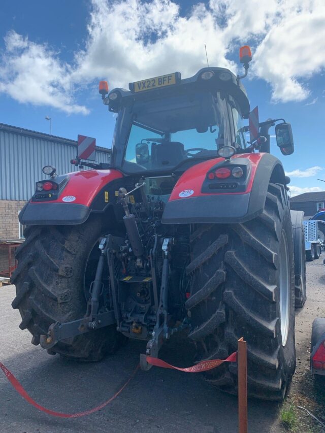 TI000271 2022 MASSEY FERGUSON 8740S EXDV 4WD TRACTOR