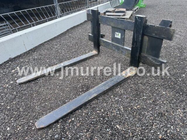 LWC Pallet Tines with Euro Brackets