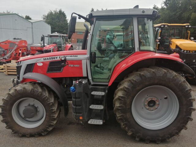 TH000837 2022 MASSEY FERGUSON 7S.180 EFD6 4WD TRACTOR