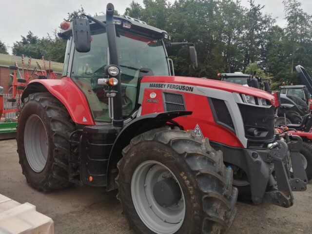 TH000838 2022 MASSEY FERGUSON 7S.180 EFD6 4WD TRACTOR