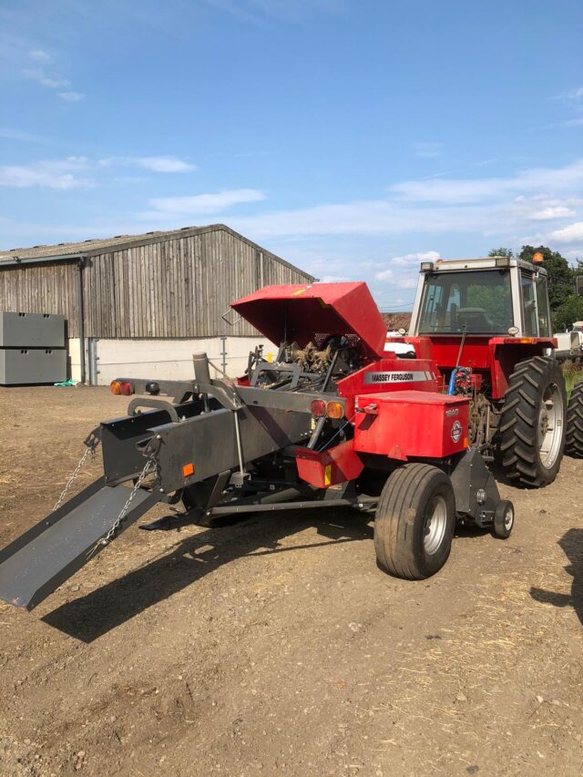 TB03261B 2022 MF1840 SMALL SQUARE BALER