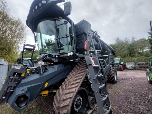 TJ000422 2021 FENDT IDEAL 8T COMBINE