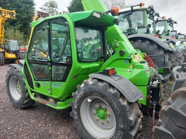 TH000595 2015 MERLO 32.6 TELEHANDLER