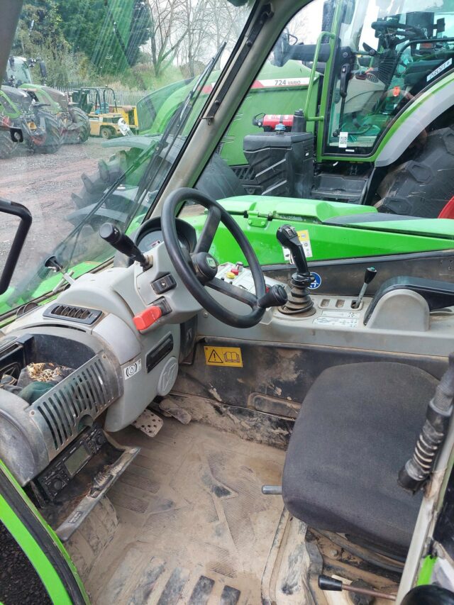 TH000595 2015 MERLO 32.6 TELEHANDLER