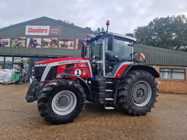 MA814542 MASSEY FERGUSON 8S.265 EXD7 4WD TRACTOR