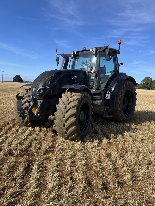 Valtra T254V