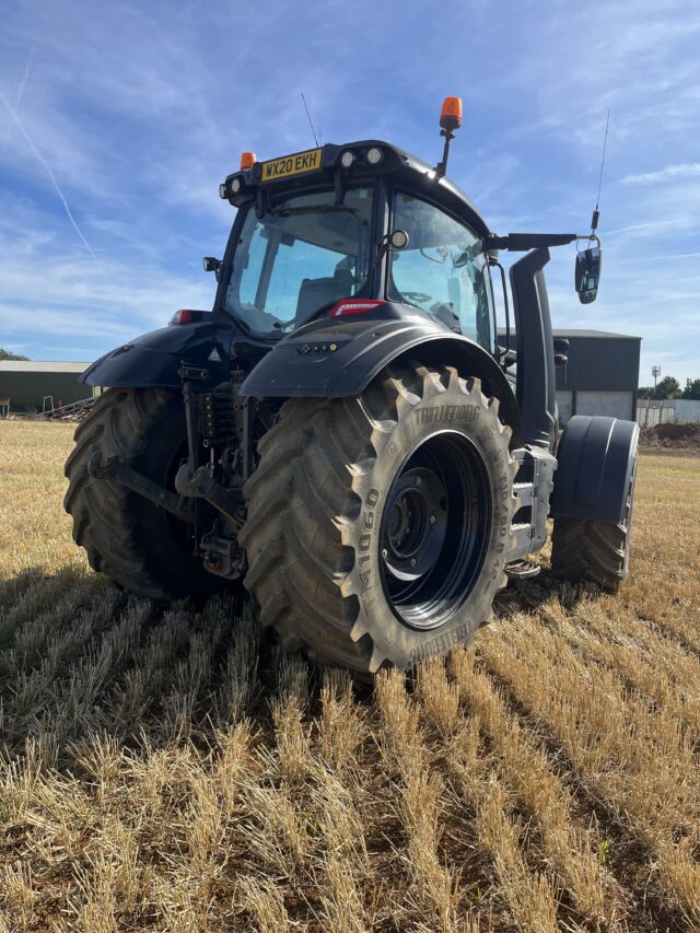 Valtra T254V