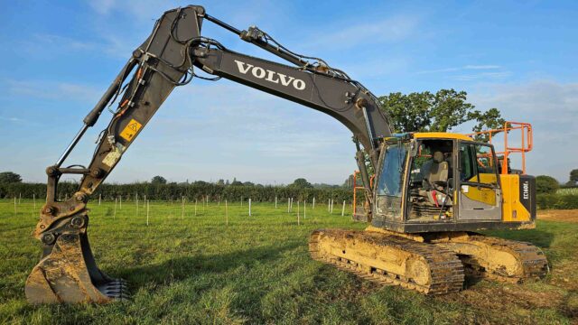 Volvo Excavator (EC160EL)