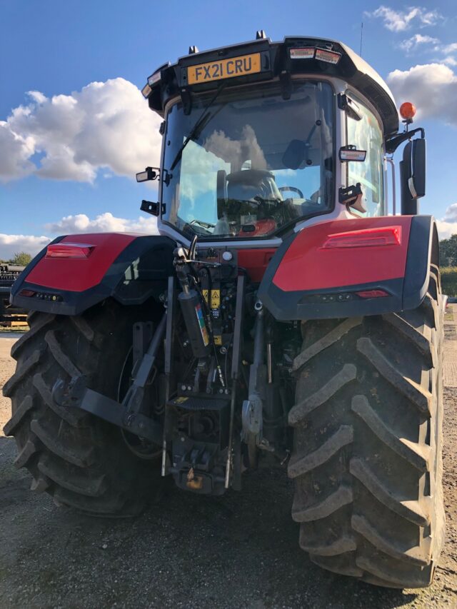 T2035248 2021 MF 8S2.45 4WD TRACTOR