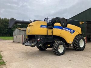 2017 New Holland CX8.80 Combine