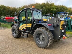 2023 New Holland TH7.42 Elite Tractor