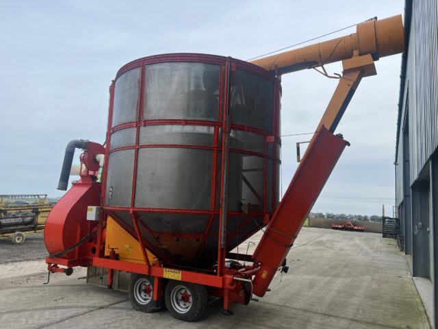 MASTER 270M 27 TON MOBILE GRAIN DRYER