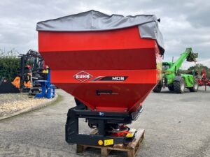 2022 Kuhn MDS 20.2 Mounted Spreader