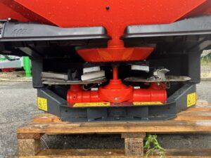 2022 Kuhn MDS 20.2 Mounted Spreader