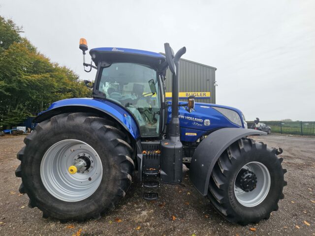 2022 New Holland T7.270 Tractor