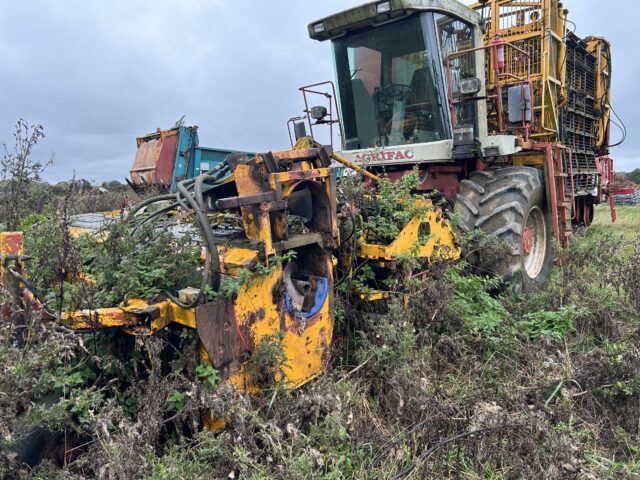 Agrifac beet harvester