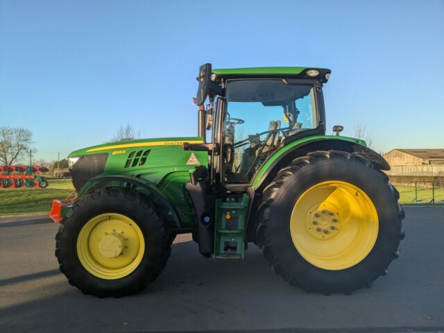 John Deere 6155R Tractor (2021)