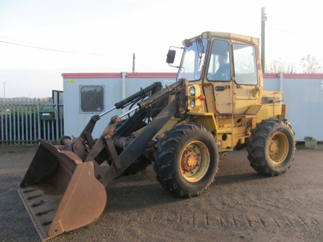 Caterpillar IT12 Wheel Loader