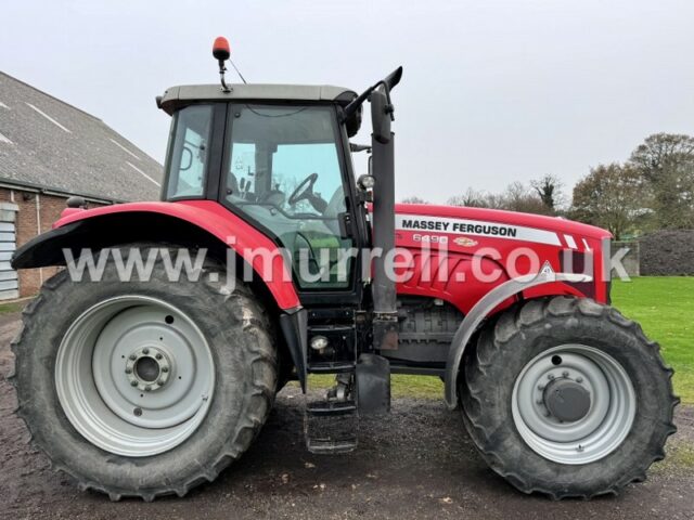 Massey Ferguson 6490 Dyna 6 Tractor