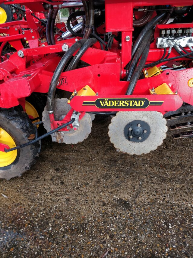 Vaderstad RDA400S drill