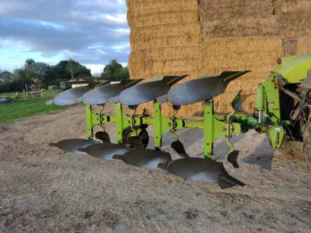 Dowdeswell DP 100 MA 4 Furrow