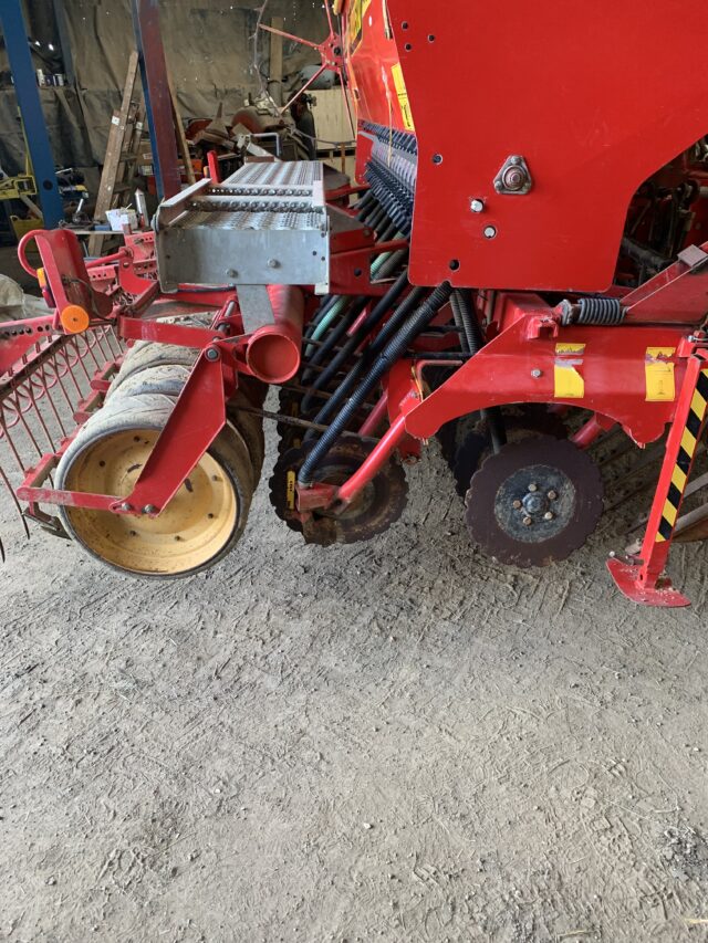 Vaderstad rapid 30s mounted drill