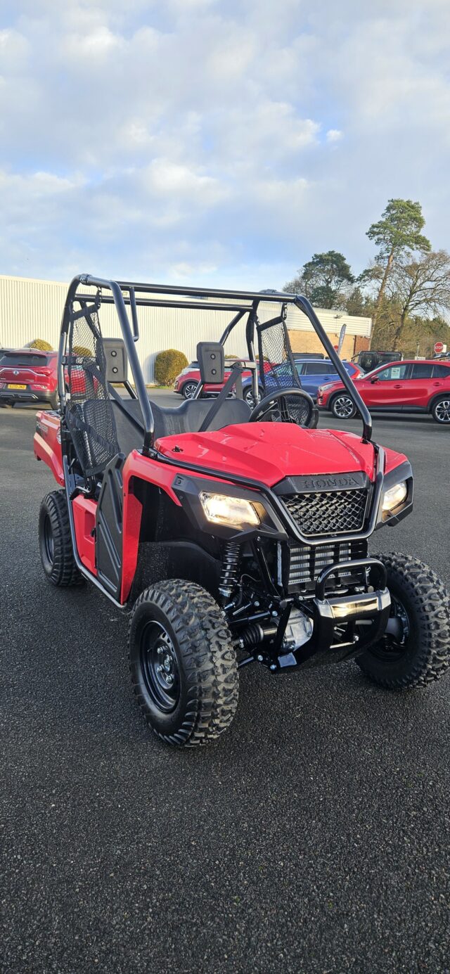 2M040840 DEMO HONDA PIONEER A.T.V.