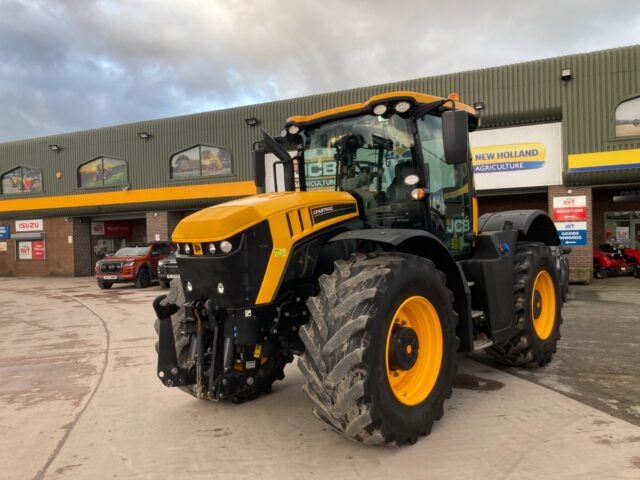 JCB FASTRAC 4220