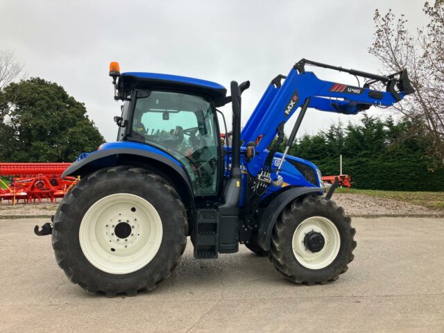 NEW HOLLAND T6.180 DC & MX U410 FRONT LOADER *EX DEMO*