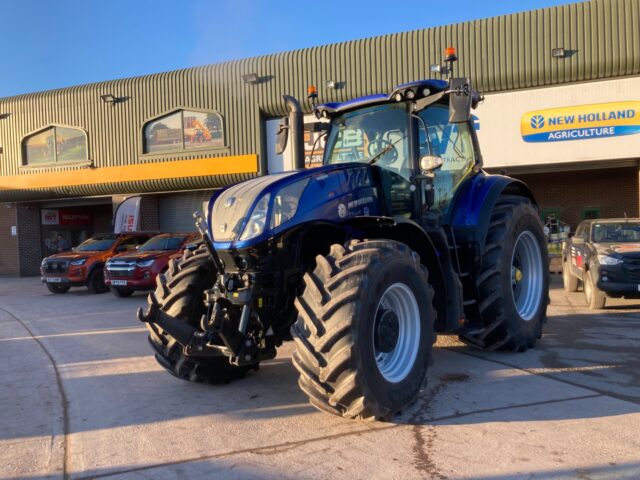 *Ex Demo* New Holland T7.315 Auto Command