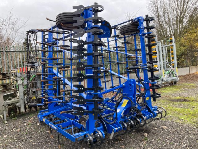 NEW HOLLAND SBMV650 CULTIVATOR