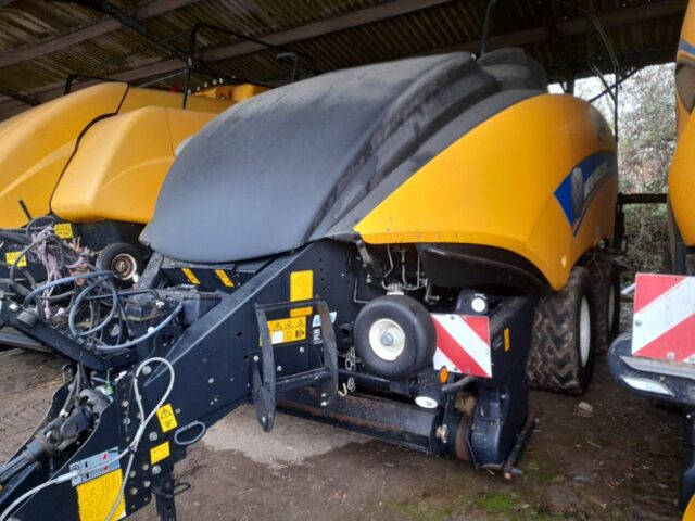 New Holland BB1290 PLUS