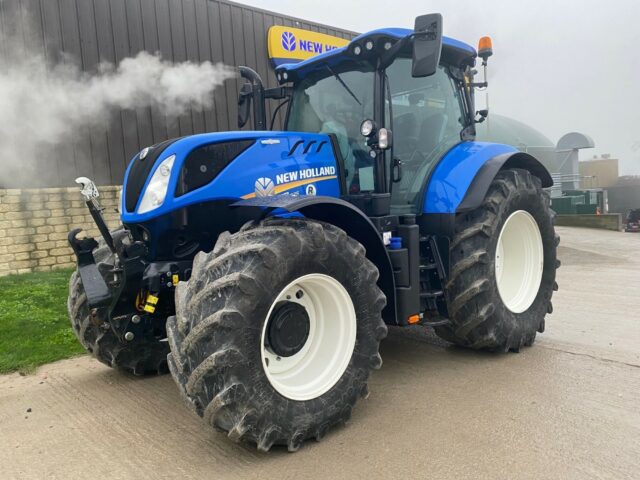 New Holland T7.225 Tractor