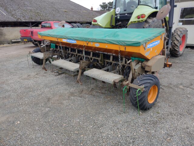 Carrier 4m Spring Tine Drill