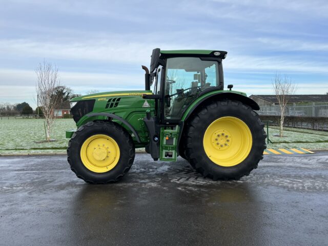 John Deere 6155R