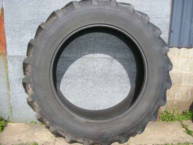 480/80 x 42 Michelin Radial Tyre