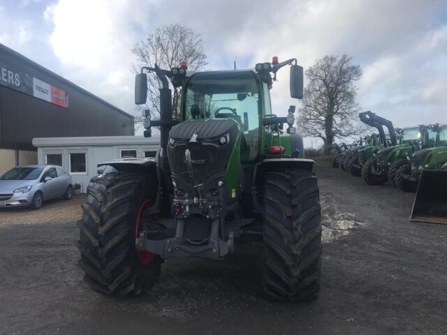 FE000244 DEMO FENDT 728 V GEN 7 TRACTOR