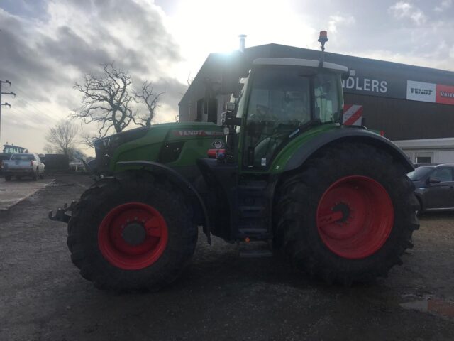 FE000244 DEMO FENDT 728 V GEN 7 TRACTOR