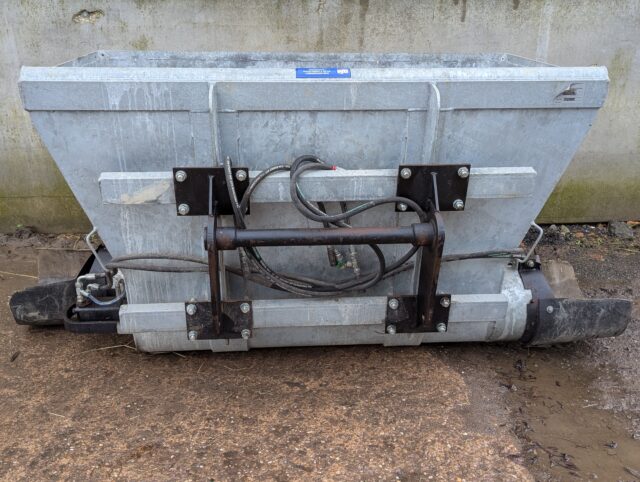 BOM Twin Auger Feeder Bucket