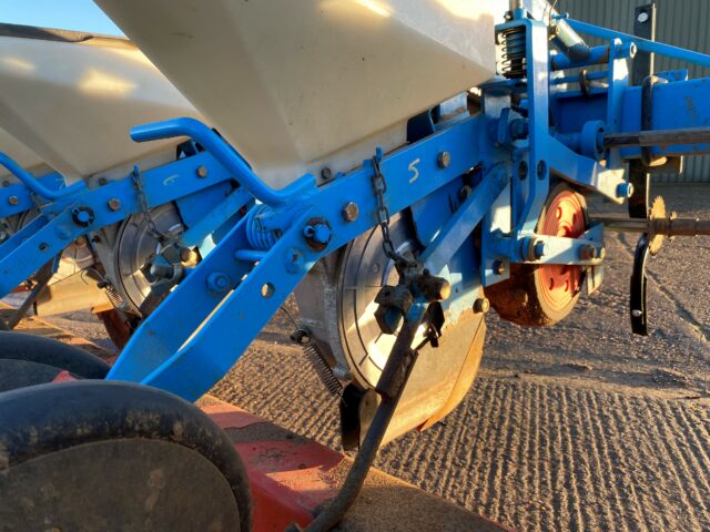 Monosem Sugar beet drill