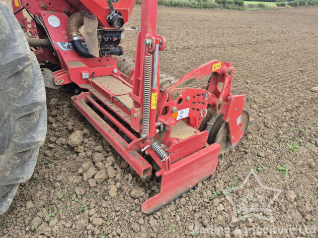 Kverneland NG-S 101 and E-Drill Maxi Drill Combination