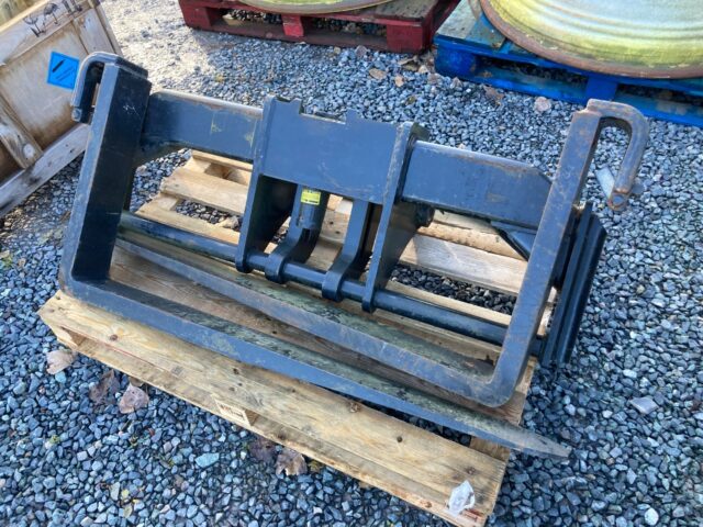 JCB MERLO HEADSTOCK & TINES 333/G6553