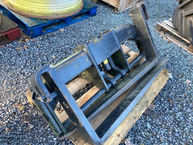 JCB MERLO HEADSTOCK & TINES 333/G6553