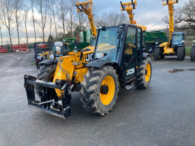 JCB 527-58 AGRI PLUS