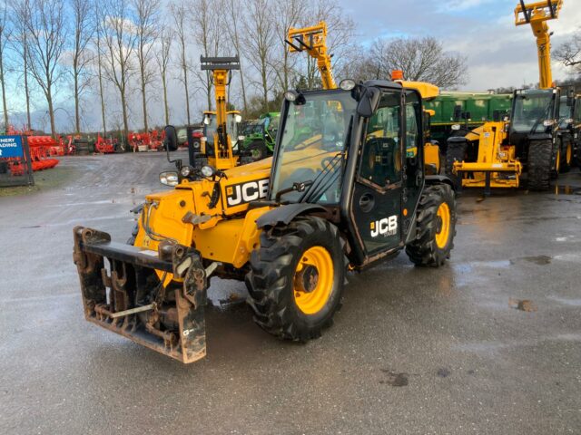 JCB 525-60 AGRI PLUS