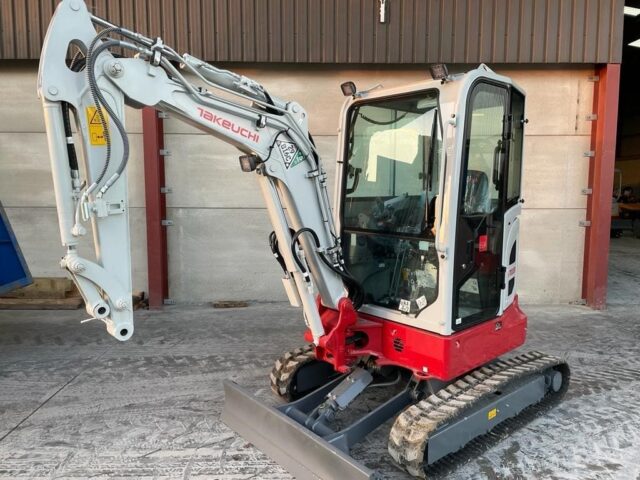 Takeuchi TB325R Excavator