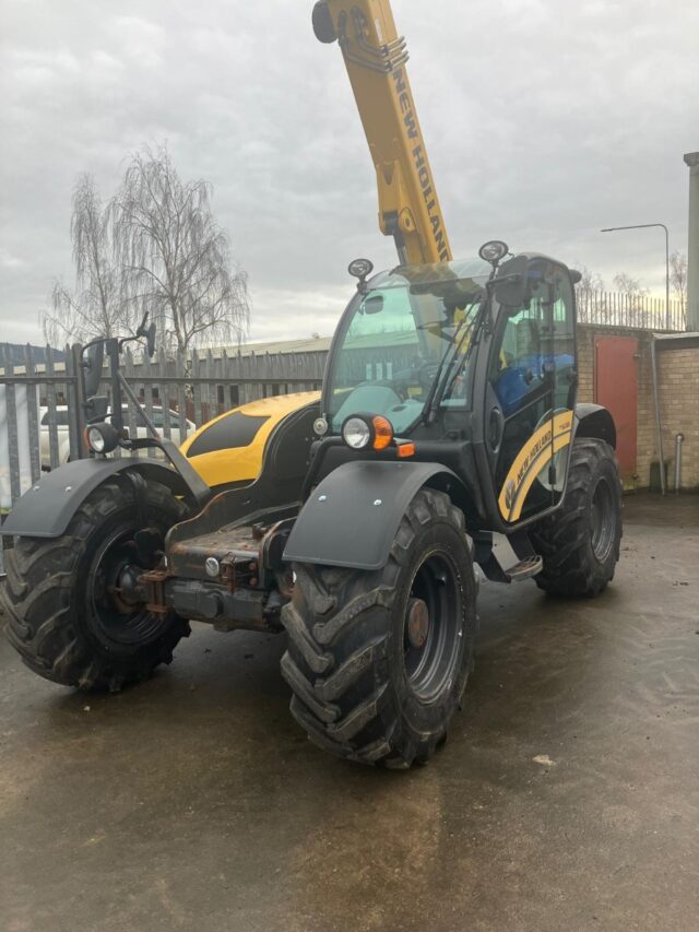 NEW HOLLAND TH6.32 S