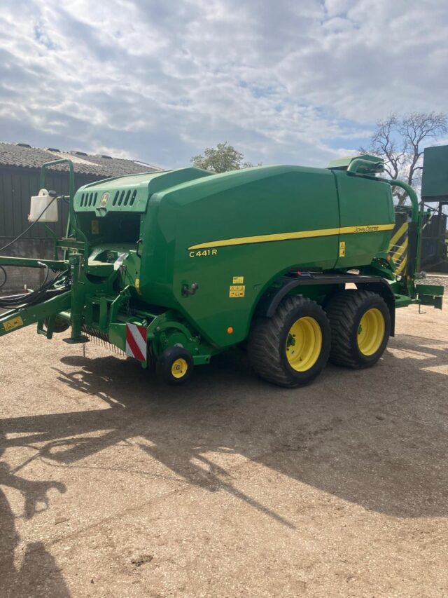 John Deere C441R Baler-Wrapper